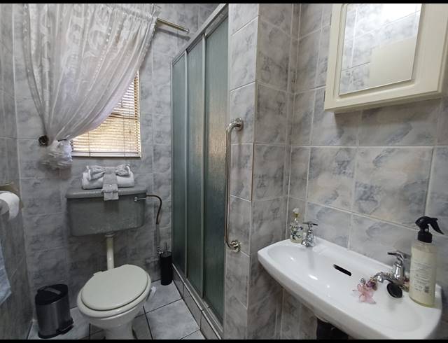 3 BEDROOM HOUSE FOR SALE IN VANDERBIJLPARK SE 6